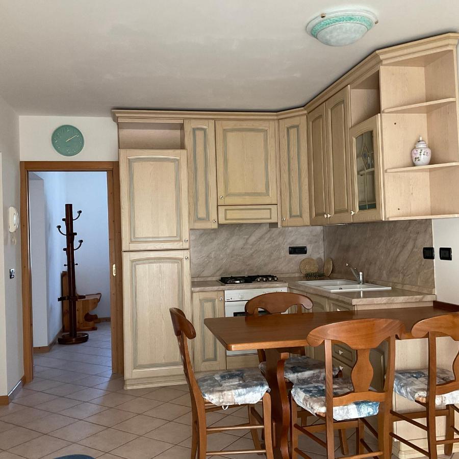 Casa Stefani Apartment คอมเมซซาดูรา ภายนอก รูปภาพ