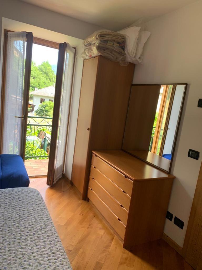 Casa Stefani Apartment คอมเมซซาดูรา ภายนอก รูปภาพ